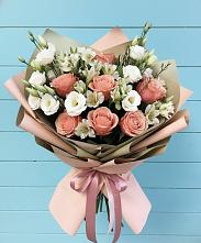 Букет цветов из:  Розы, Альстромерии и Лизиантусы в Малом Барханчаке