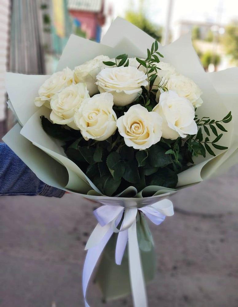 Букет Белые розы Проуд в Малом Барханчаке