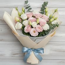 Букет цветов из:  Лизиантусы #REPLACE_PRED# Малом Барханчаке