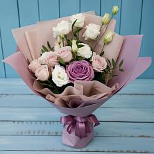 Букет цветов из:  Розы и Лизиантусы в Малом Барханчаке