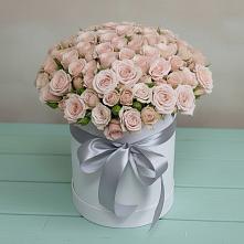 Цветочная композиция из Розы в шляпной коробке в Малом Барханчаке