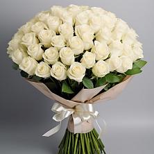 Букет 101 беля роза Белоснежка в Малом Барханчаке