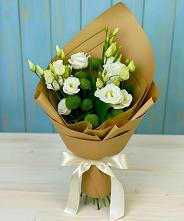 Букет цветов из:  Хризантемы и Лизиантусы в Малом Барханчаке