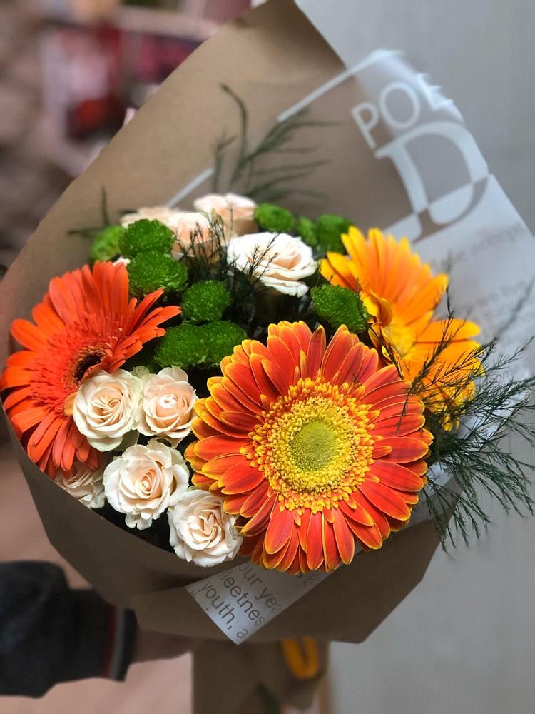 Букет цветов из: Герберы, Хризантемы и Розы в Малом Барханчаке